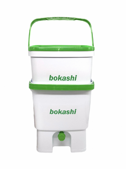 2 st bokashihinkar vit/grn med kran + tillbehr (ej str) i gruppen Bokashi  hos bokashi.se (211-412)