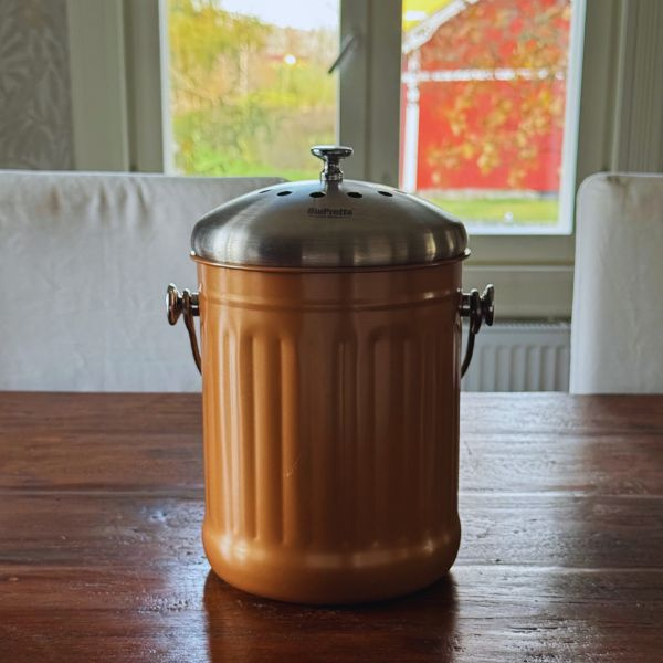 Stålhink Koppar räfflad 5l med kolfilter - för matuppsamling